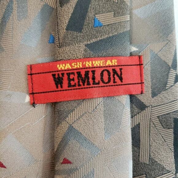 Vintage Wemlon Wash N Wear Tie Men 54 Long x 3.5 Wide Geometric Tie Work Office - Picture 7 of 7